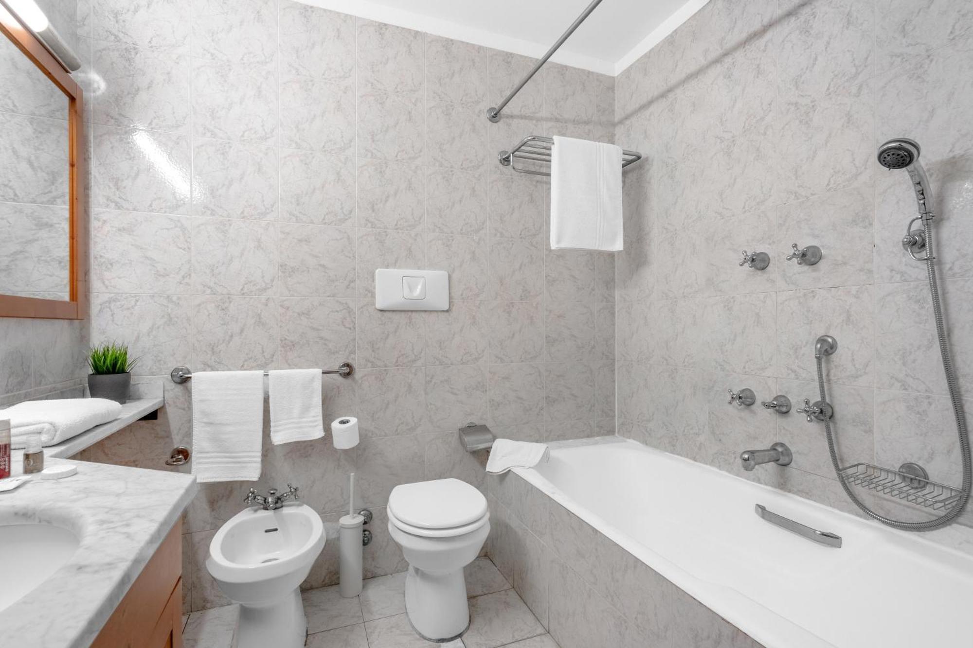 Casa Da Suite Fraschini Milaan Buitenkant foto